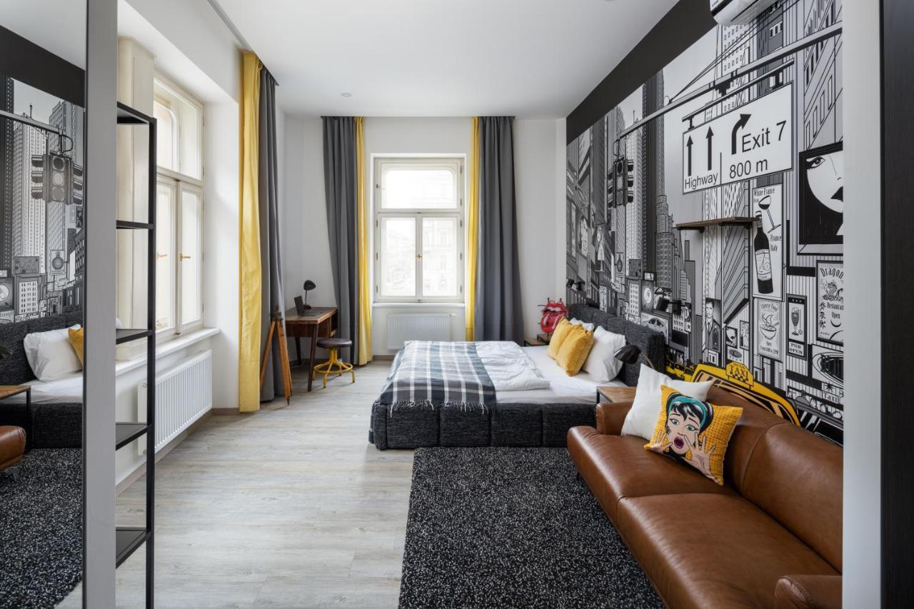 Designer Apartments In New Town By Prague Days - "Included Everything We Needed And More" Ngoại thất bức ảnh